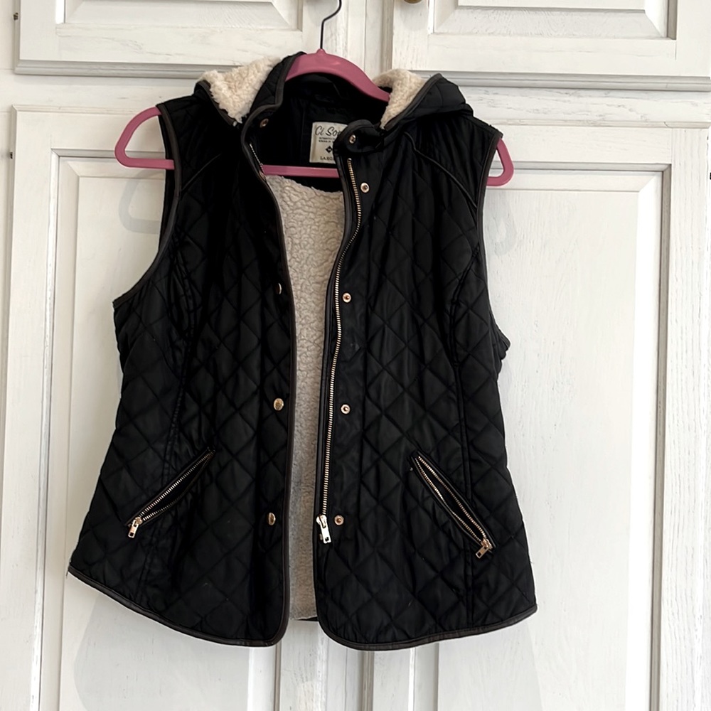 Ci Sono Fleece Lined Vest with Hood & Side Buckles